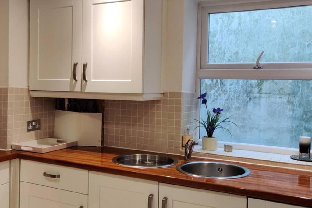 Extremely Well Located Seafront 1 Bedroom Apartment In ブライトン エクステリア 写真
